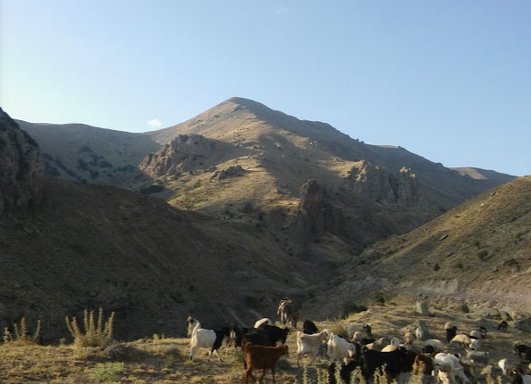 Hills of Çömlekçi near Konya